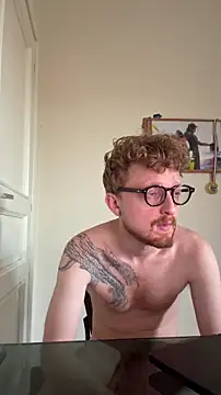 XXX chat uživo modela Red_dragon94