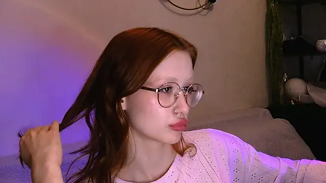 Nyra_Thira 라이브 XXX 채팅