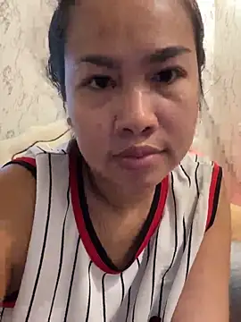 Chat XXX ao vivo de Ponthip
