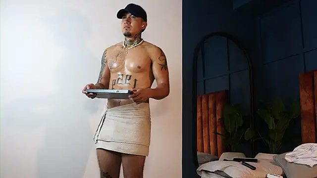 XXX chat uživo modela JhonyWestt
