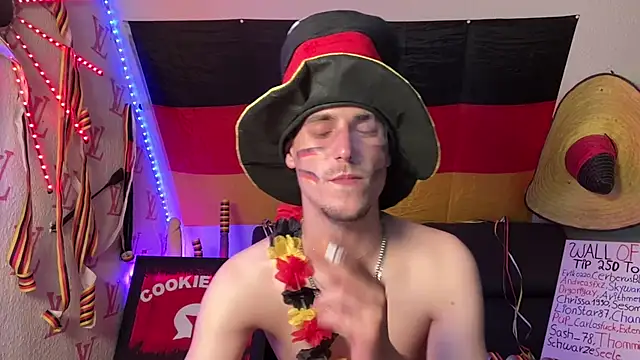 Cookieboy88 Live XXX-Chat