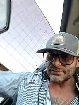 XXX chat uživo modela bornsinfull