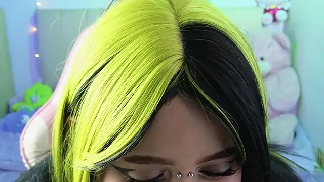 NekoWaifu – Live XXX-chat
