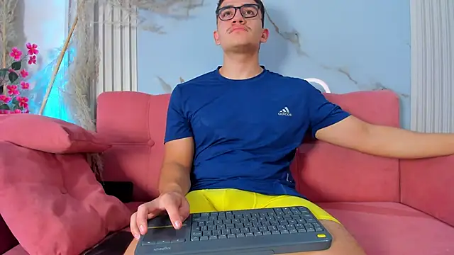XXX chat uživo modela JeffDaltton