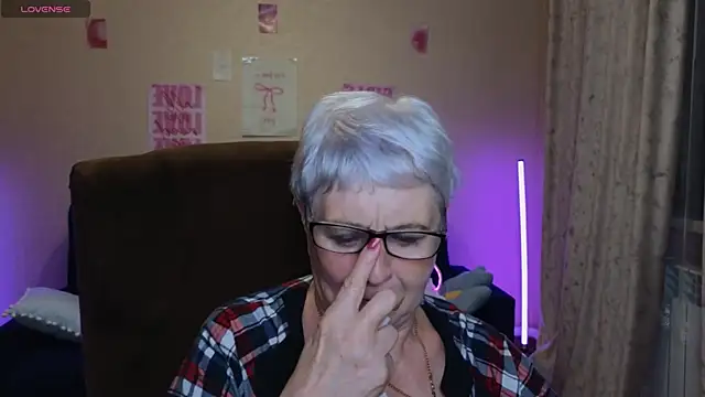 Chat XXX en directo de Sandra_Snowflake