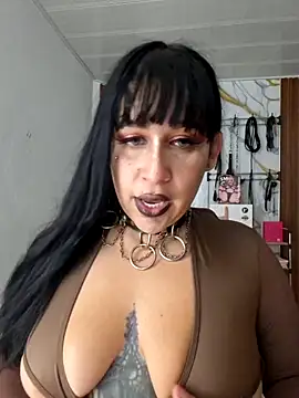 Chat XXX ao vivo de valen_ros
