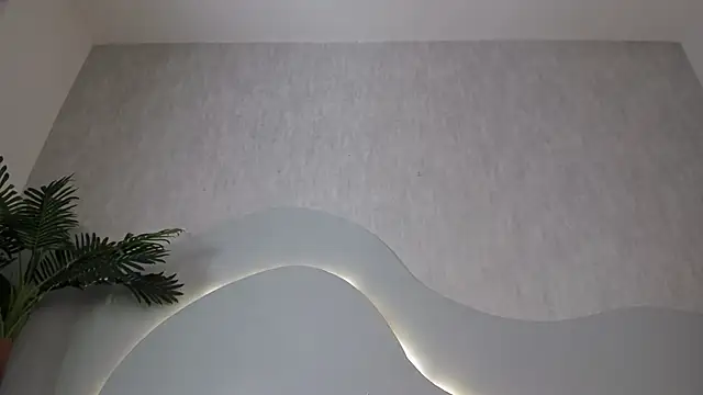 CannelaSmith's Live XXX Chat