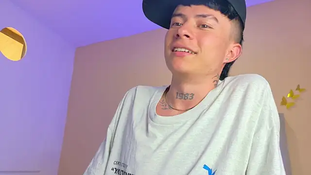 Nascary_Fox's Live XXX Chat