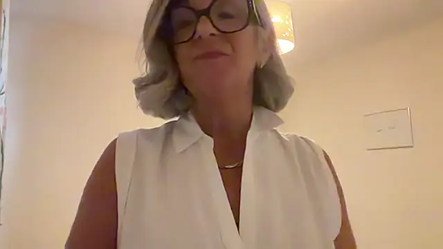 NaughtyMonicaUK – Live XXX-chat