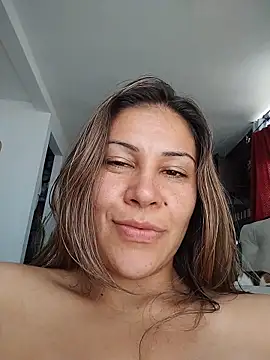 Chat XXX en directo de KittyHoleshot87