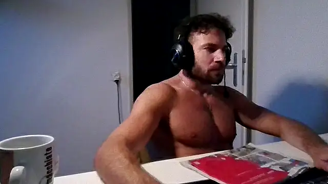alpha-hunk Live XXX-Chat
