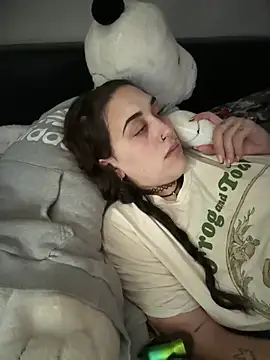 ThicBunz Adlı Modelin Canlı XXX Sohbeti