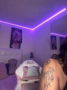 SamathaMay Adlı Modelin Canlı XXX Sohbeti
