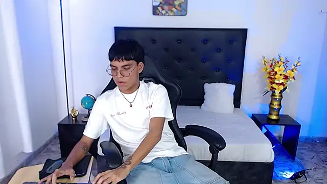 Maecum18 现场XXX聊天