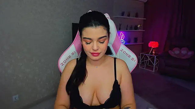 AlluringAriel Chat XXX live