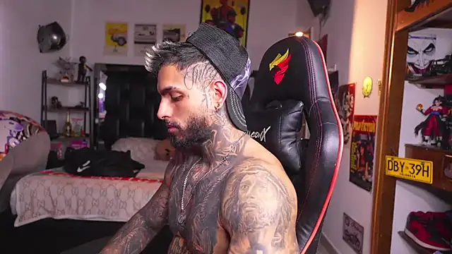 Czat XXX na żywo – logan_hugh8