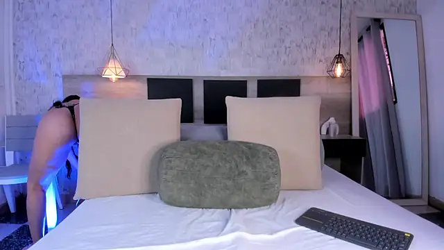 دردشة Sasha_Wolff الجنسية المباشرة