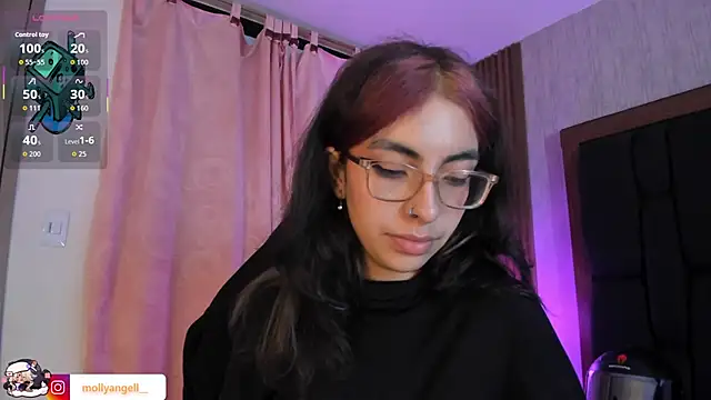 دردشة Molly_A الجنسية المباشرة