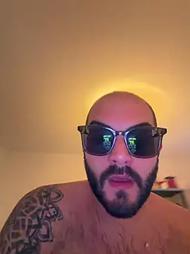 Exibitaliano's Live XXX Chat