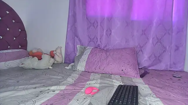 soffy_rosses Chat XXX live