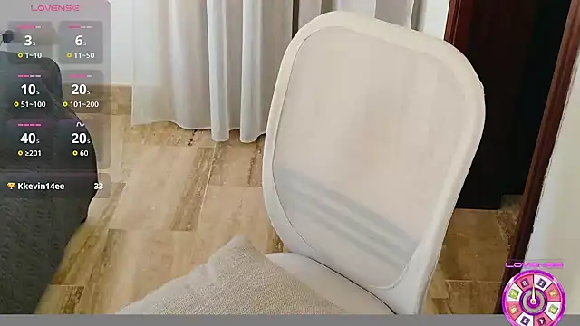 Chat +18 de ViktoriaSilk ao vivo