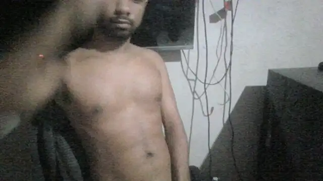 XXX chat uživo modela CristianoRogerr