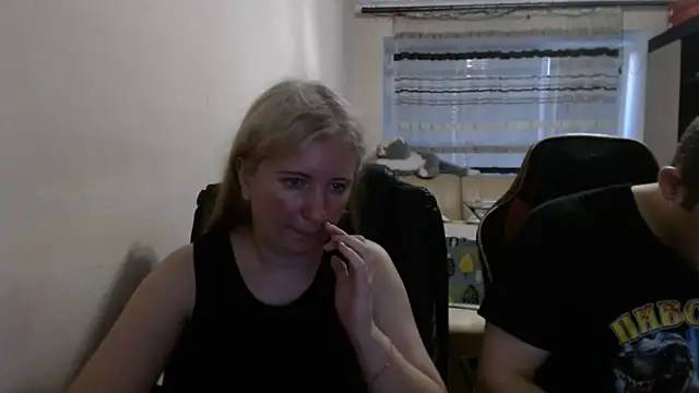PeterAndJen's Webcam Show