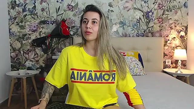 Chat +18 de RoseDiamond06 ao vivo