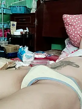 QueenSoreal's Live XXX Chat