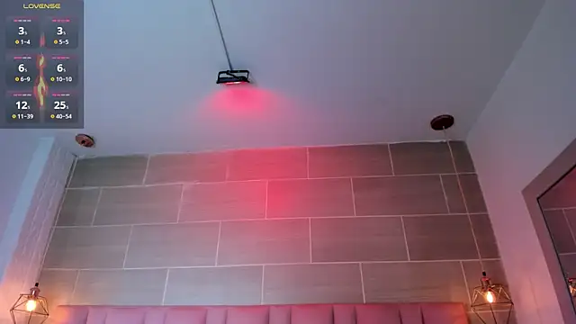 Valery_Stone- Chat XXX in diretta