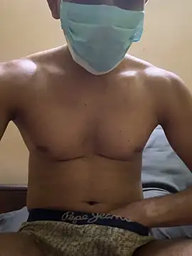 Chat +18 de BadBoyTom78 ao vivo