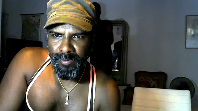 frenchblackc31 live XXX chat