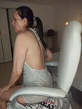 Elenna__'s Live XXX Chat