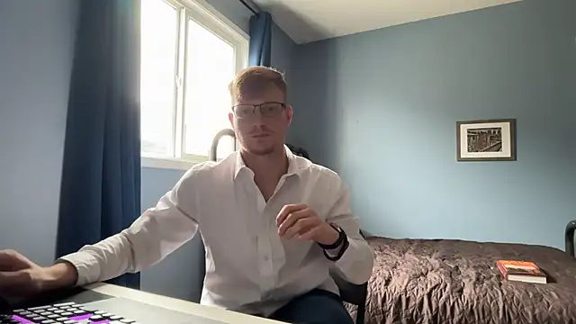 lustylyndon 现场XXX聊天