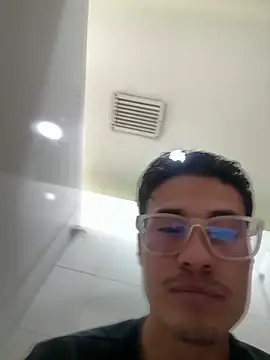 TavoHot_ – Naživo XXX chat