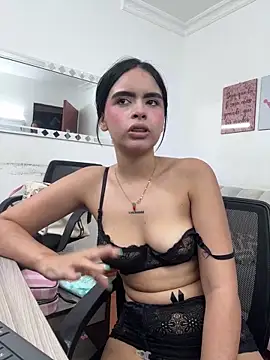 Czat XXX na żywo – kitty_rousse01