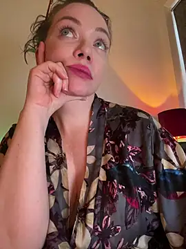 FemDom_RubyKnightXXO's Live XXX Chat