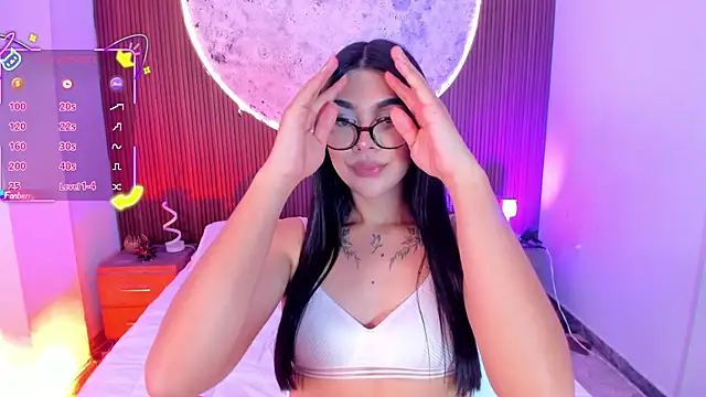 Chat +18 de RoseCassie ao vivo