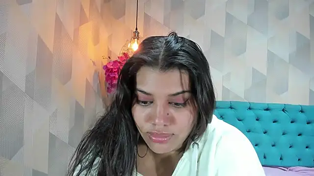 LindaBreeS Live XXX-chat
