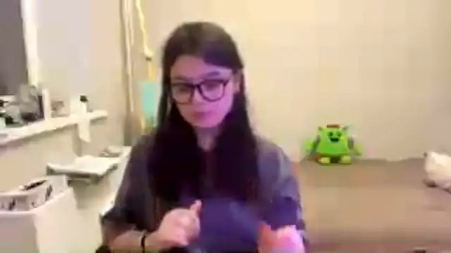 SaintMari's Live XXX Chat