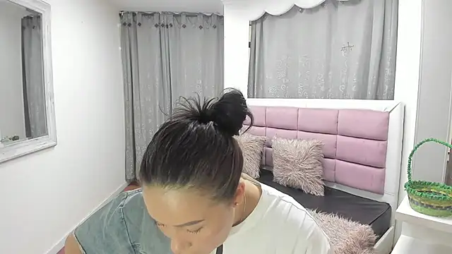 gaby_trent's Live XXX Chat