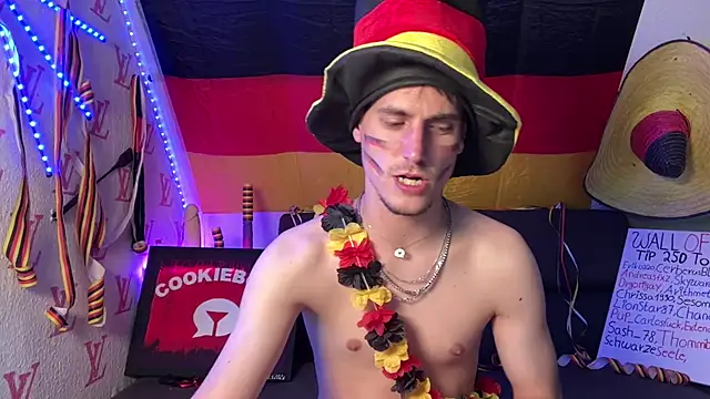 Cookieboy88 Adlı Modelin Canlı XXX Sohbeti
