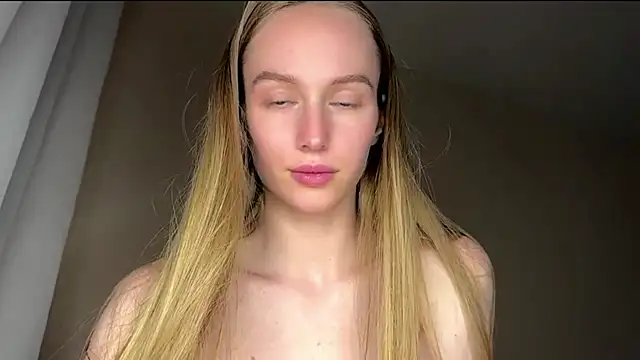 Viktoria_Vibes: онлайн-секс-чат