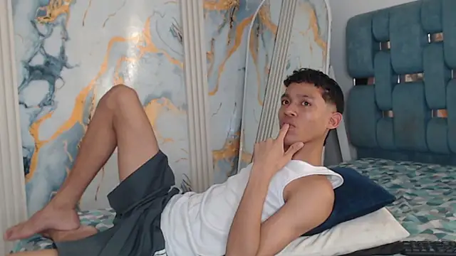 Онлайн чат XXX RONALDA_HOT26