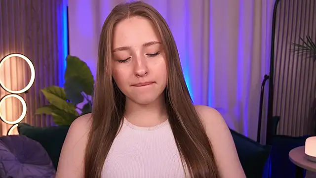 EvelinRoyce's Live XXX Chat