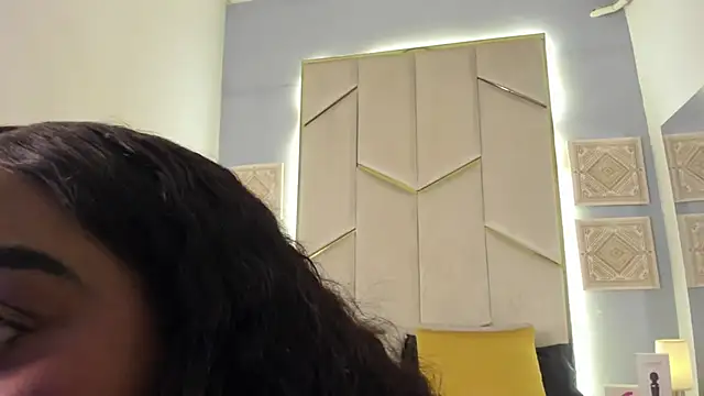 KarinaaCoxx's Live XXX Chat