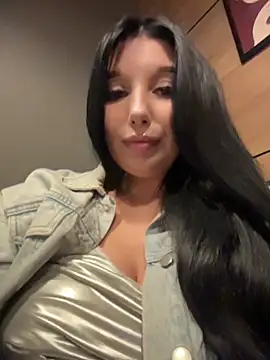 Tisha_Busty 现场XXX聊天