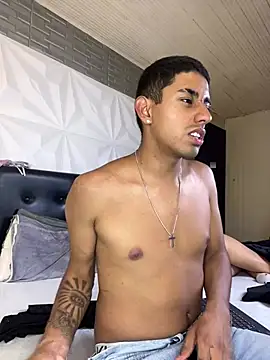 Chat XXX en directo de Isaak_Salomee