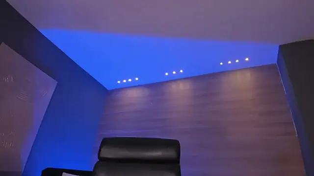 Chat +18 de BiancaPierce ao vivo