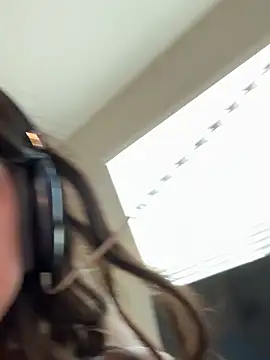 lilbbyily's Live XXX Chat